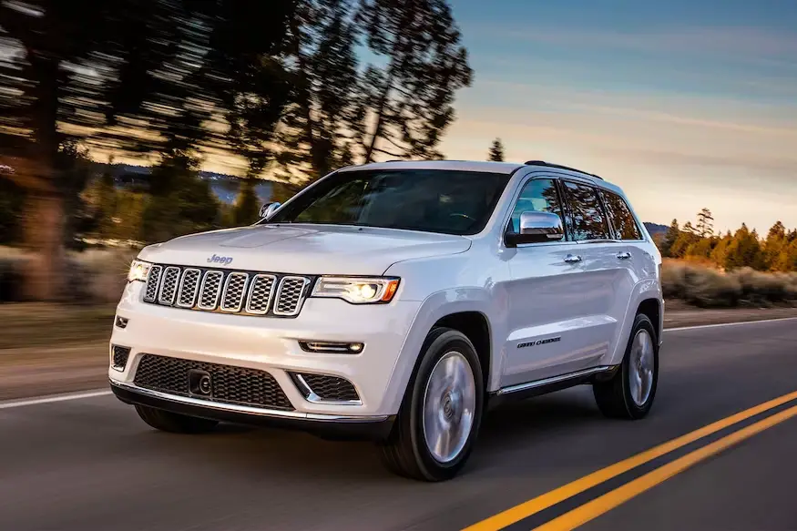 How Much Oil Does a Jeep Grand Cherokee Take? Discover the Optimal Capacity!