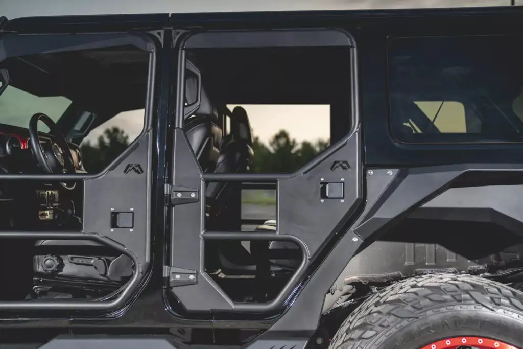 How to Effortlessly Remove Jeep Wrangler Doors: Expert Tips!