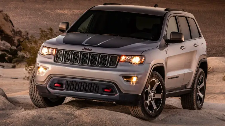 What is a Jeep Trailhawk: Unleashing Agile Power
